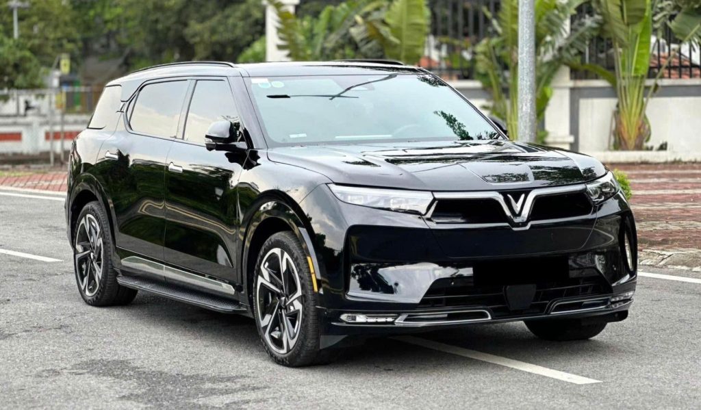VINFAST VF9
