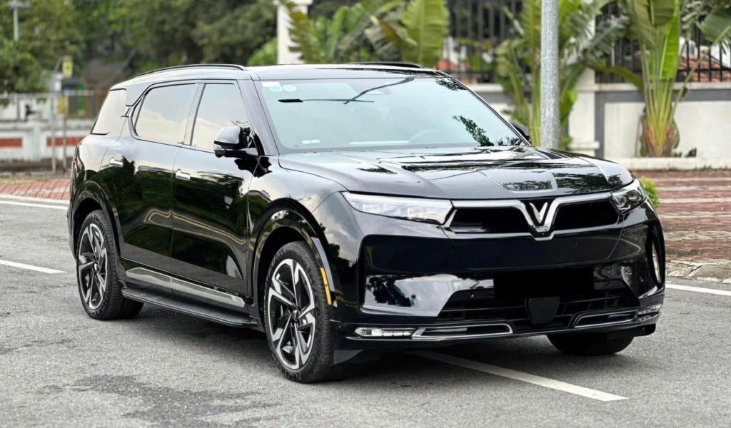 VINFAST VF9