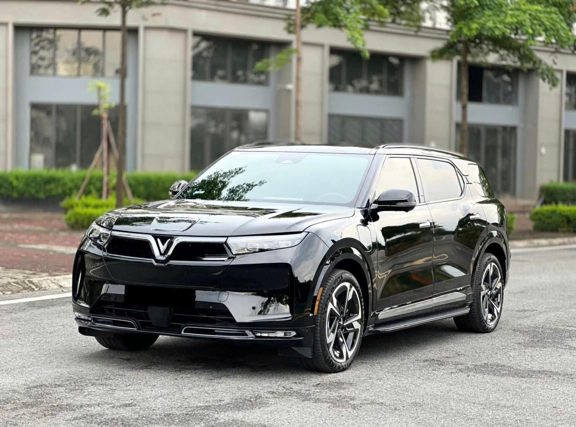 VINFAST VF9